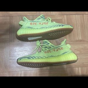 Yeezy 350 v2 semi frozen